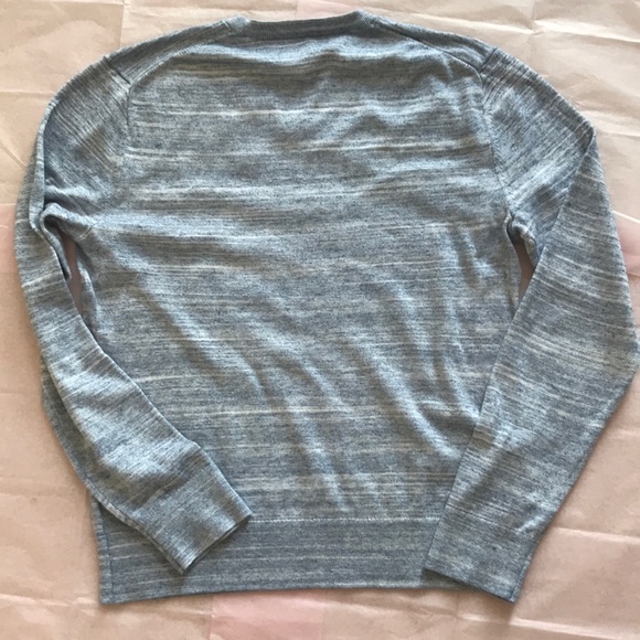 Banana Republic luxe sweater collection - Picture 4 of 7